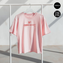 Načíst obrázek do prohlížeče Galerie, Check &#39;em Out Pinktober Power T-shirt
